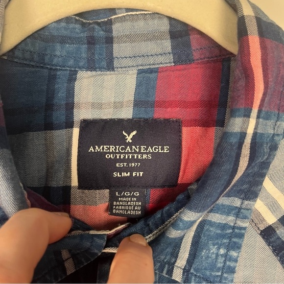 5 FOR $20 American Eagle Slim Fit Blue and Red Plaid Button-Up Shirt - Picture 5 of 7